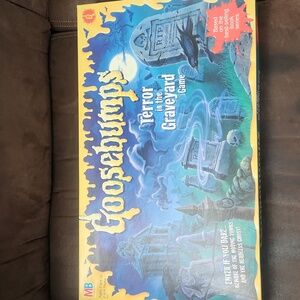 Goosebumps Terror in The Graveyard Board Game Complete Vintage 1995